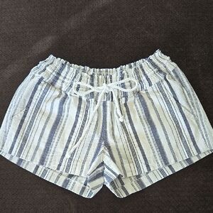 ROXY Striped Gray and White Women's Shorts